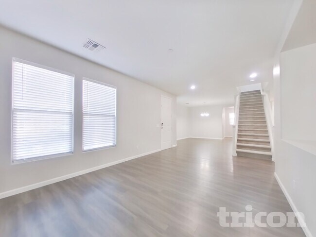 Photo - 26011 N Sandstone Way