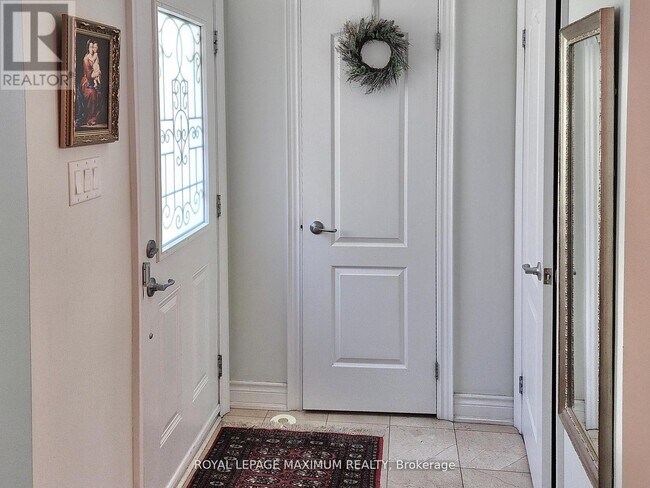 Photo - 9 Flook Ln
