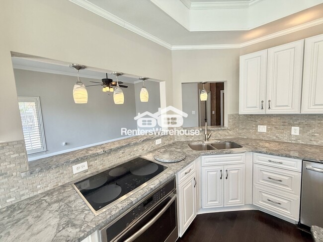 Photo - 9120 Nob Hill Dr