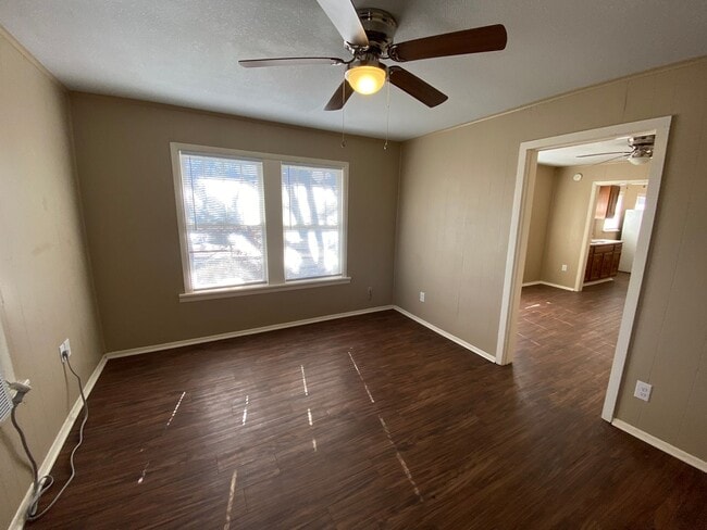 Photo - 466 Clinton-Unit 3