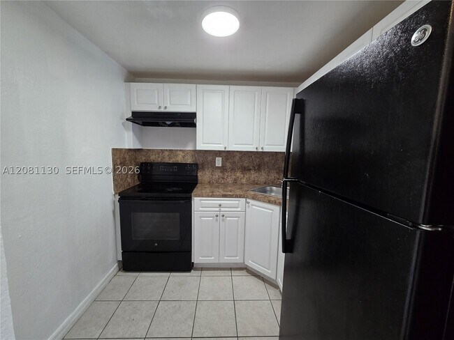 Photo - 4550 NW 9th St Unit 310E