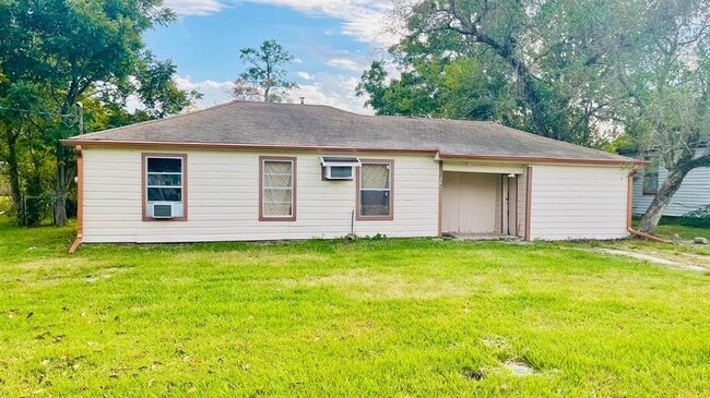 Photo - 1745 Rivercrest St