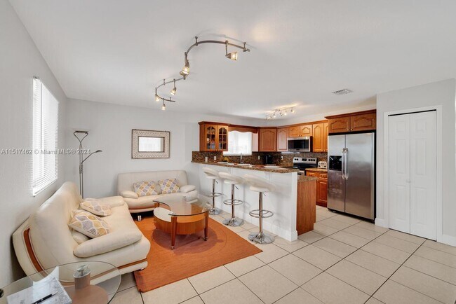 Photo - 7702 NE 3rd Ct