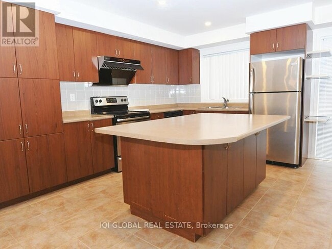 Photo - 3185 Boxford Cres