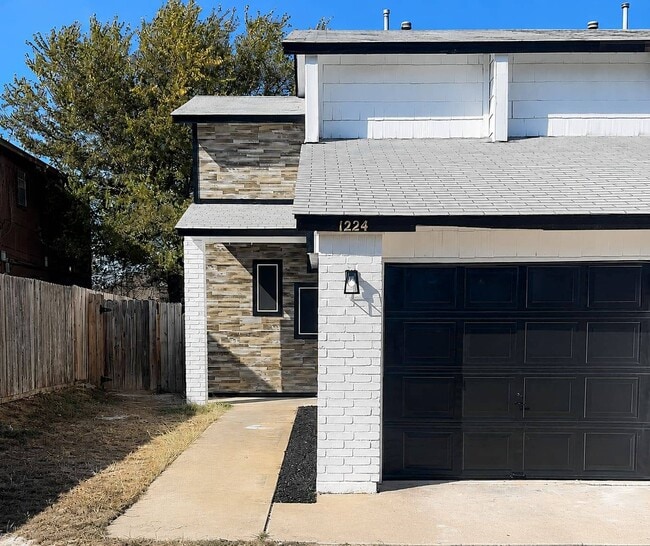 Photo - 1224 Westway Cir