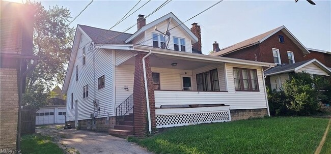 Photo - 126 Manchester Ave Unit A
