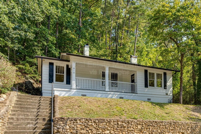 Building Photo - 819 Federal St