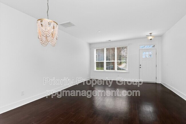 Photo - 1614 Pat Garrett St