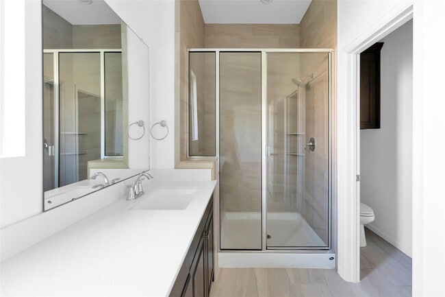 Photo - 1426 Northwood Blf Ln