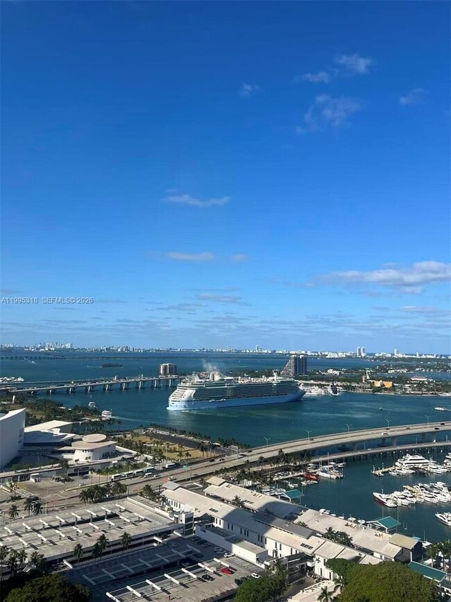 Building Photo - 244 Biscayne Blvd Unit 3206