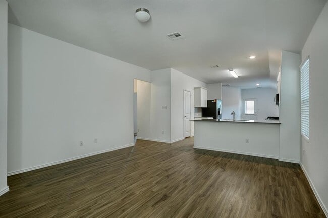 Photo - 241 Majestic Cedar Ct
