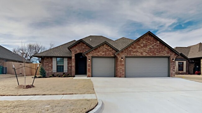 Beautiful 4 Bedroom 2 Bath Home in Mustang... - Beautiful 4 Bedroom 2 Bath Home in Mustang...