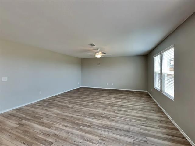 Photo - 1511 Greyleaf Ln