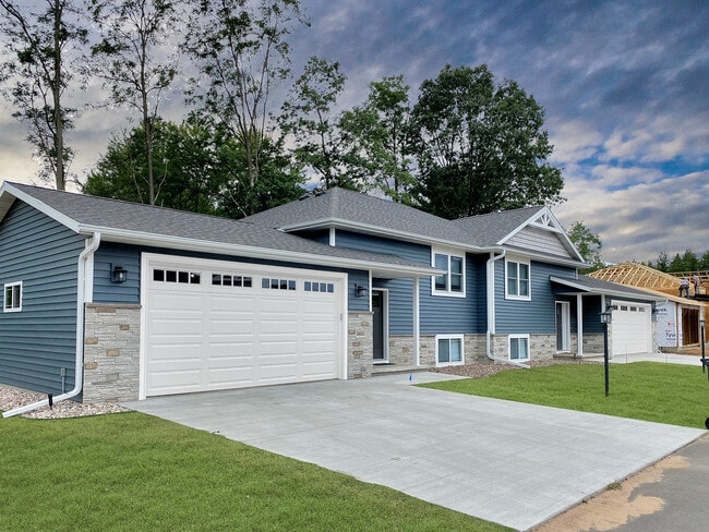 Photo - 2200 Okray Ave