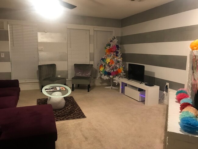 Photo - 87 Cypress Grove Ct Unidad 37