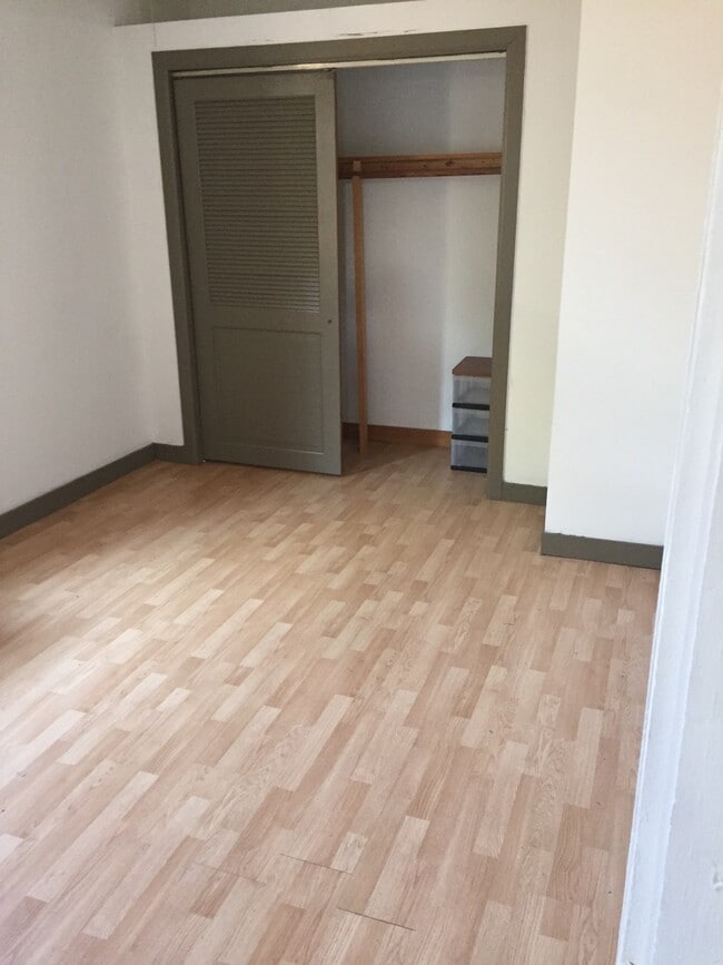 Photo - 1929 N Sheffield Ave