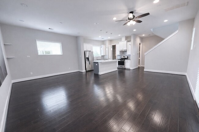 Photo - 10806 Warwana Rd Unit C