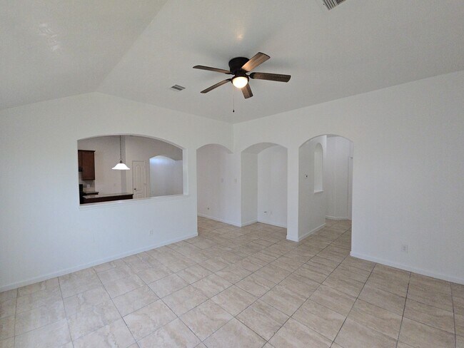 Photo - 1306 Squire Dr