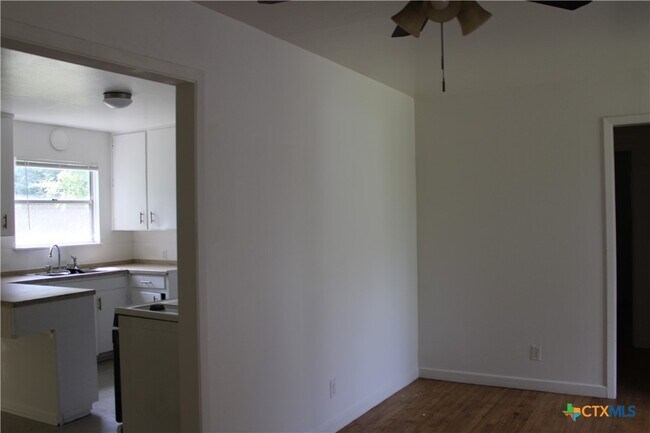 Photo - 1306 Connell Dr