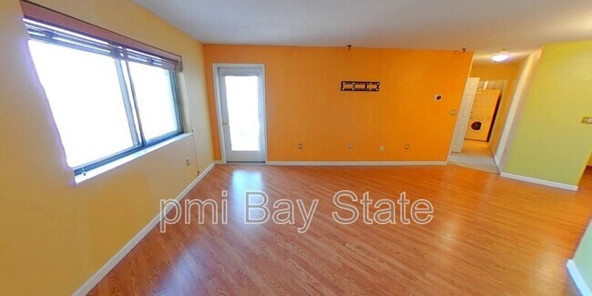 Photo - 90 Quincy Shore Dr Unidad Apt 315
