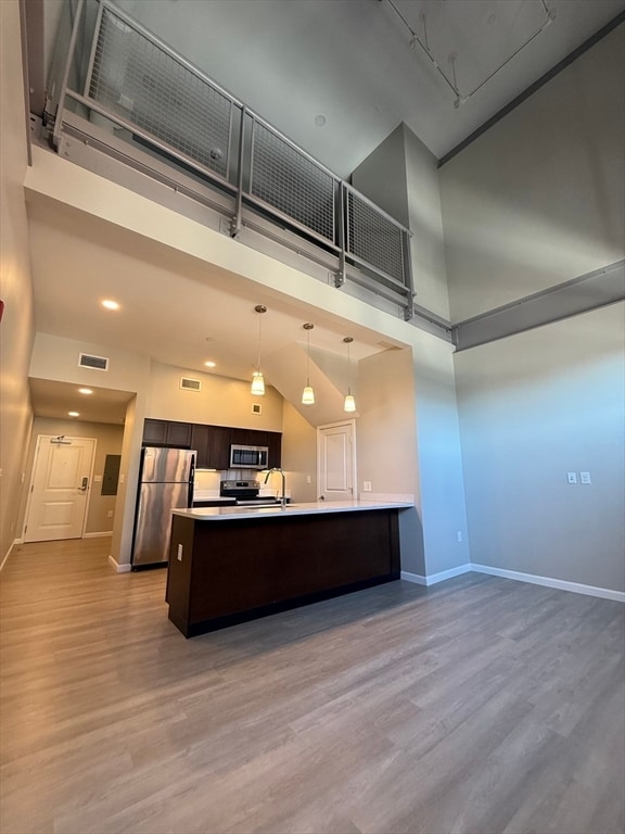 Building Photo - 6 Chatham St Unit 305