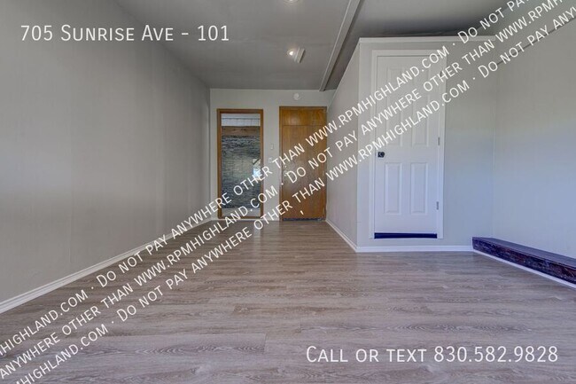 705 Sunrise Ave Unit 101