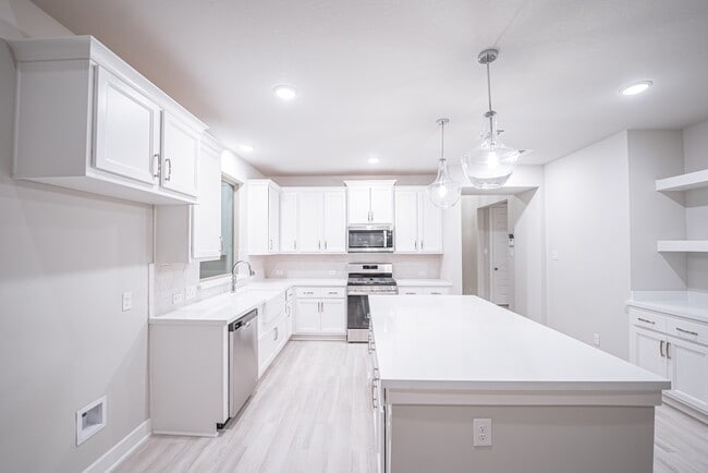 Photo - 5219 Birch Shadow Dr