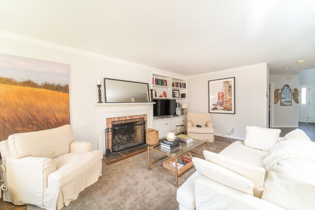 Photo - 143 East Ave