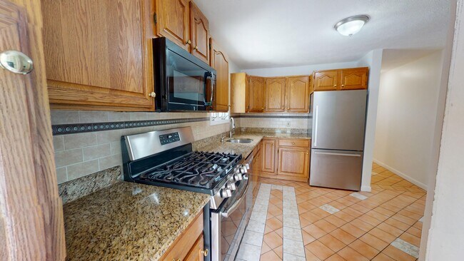 Photo - 54 Linwood St