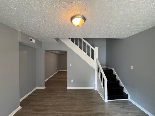 Photo - 1122 S Sheffield Ave Unit 1122 S Sheffield Ave