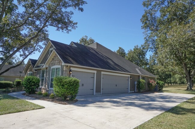 Photo - 4585 San Saba Dr