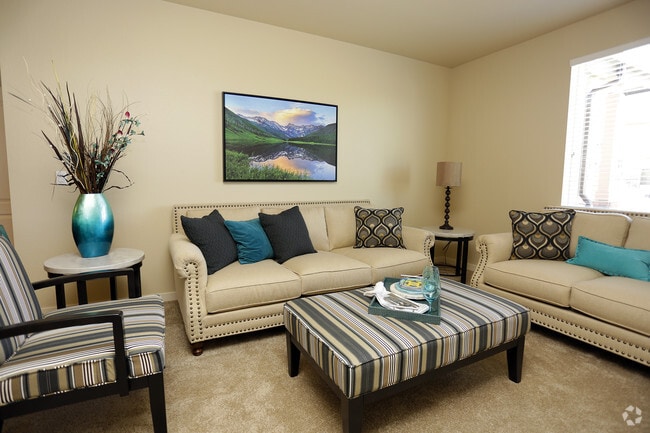 Living Room - Bristol Pointe Apartments