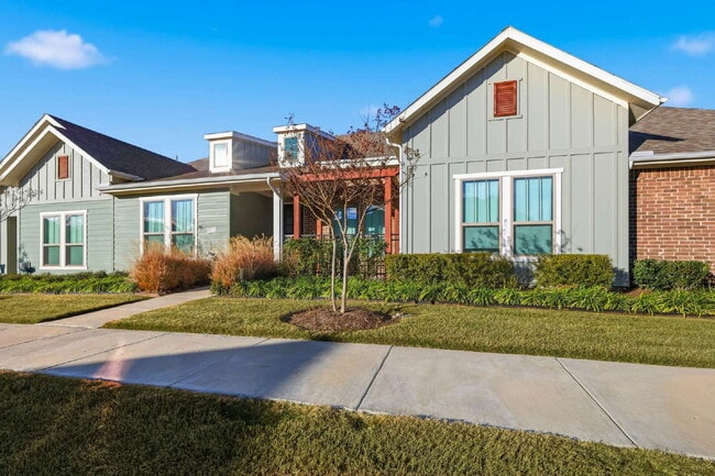 Photo - 1332 Square foot townhome in a beautiful community in Argyle, TX ready for lease.