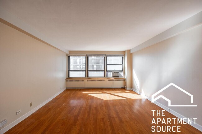 4180 N Marine Dr Unit 604