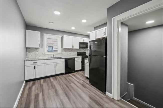 Photo - 409 N Temple Ave