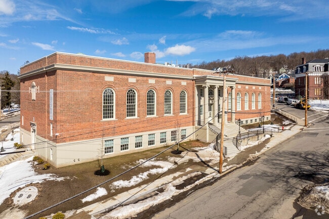 Primary - The Fitchburg Arts Community Unit 001