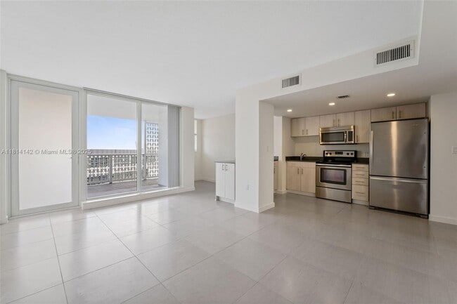 Photo - 910 West Ave Condo Unit 0205