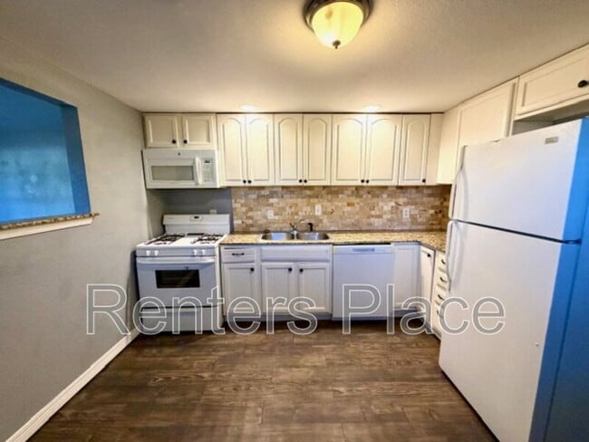 Photo - 406 S 66th E Ave