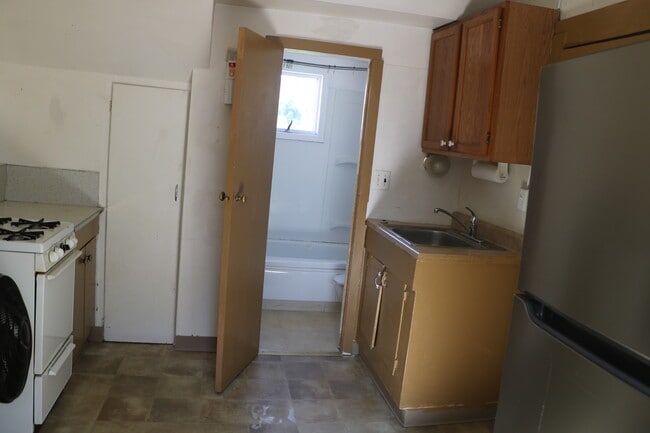 Photo - 122 Meredith Ave Unidad 3