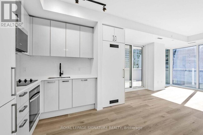 Photo - 280 Dundas St W Unit 504