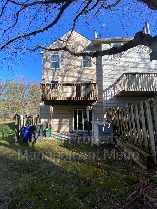11821 Blue February Way