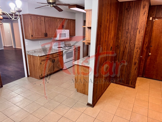 Photo - 4241 Faye Dr