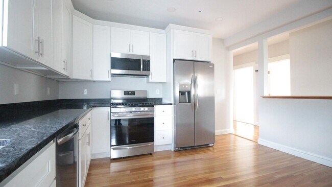 Photo - 1429 Cambridge St Unit 1B