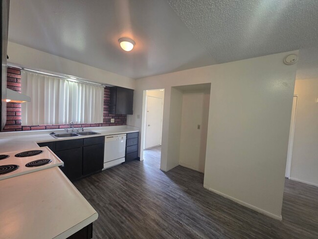 Photo - 522 Smithridge Park