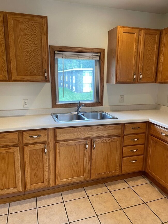 Photo - 1214 S Dewey St Unidad 1214 1/2