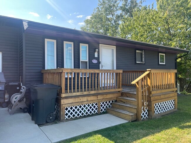 Photo - 4006 Essex Ave