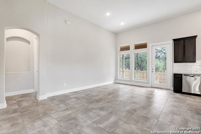 Photo - 11314 Chapalote Ave