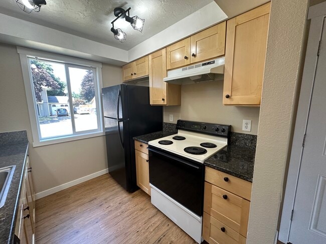 Photo - 5426 Nicole Ct SE