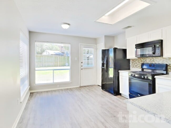 Photo - 19631 Coppervine Ln