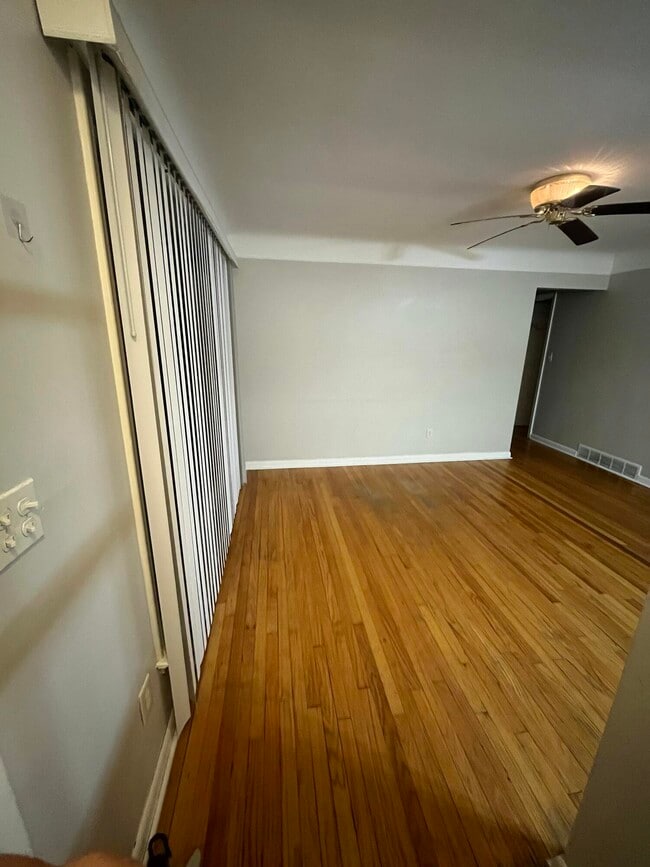 Photo - 12116 Columbia Ave